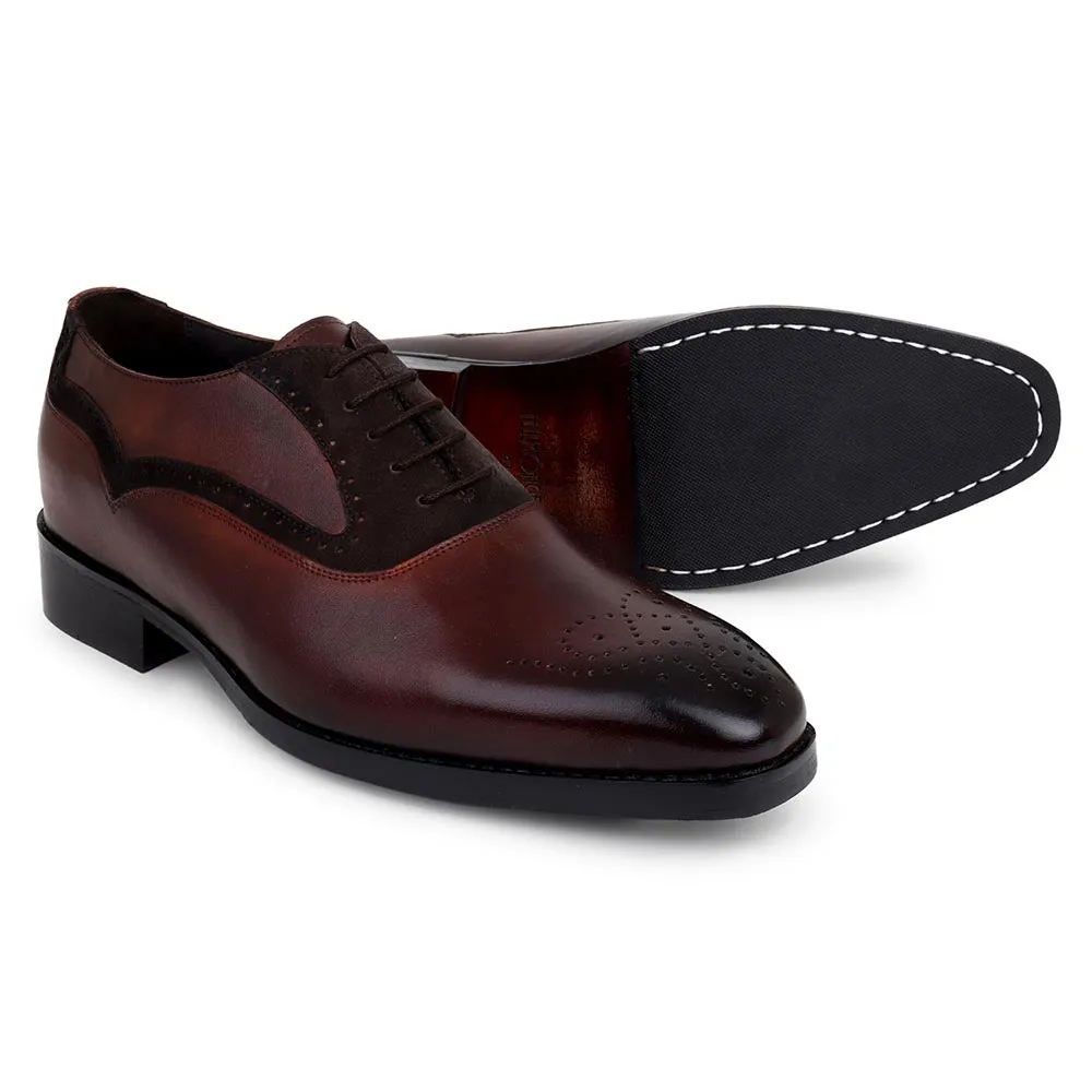Brown Detailed Oxfords With Medallion
