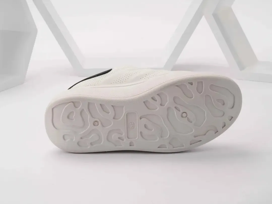 Monochrome Chic Street Sneakers