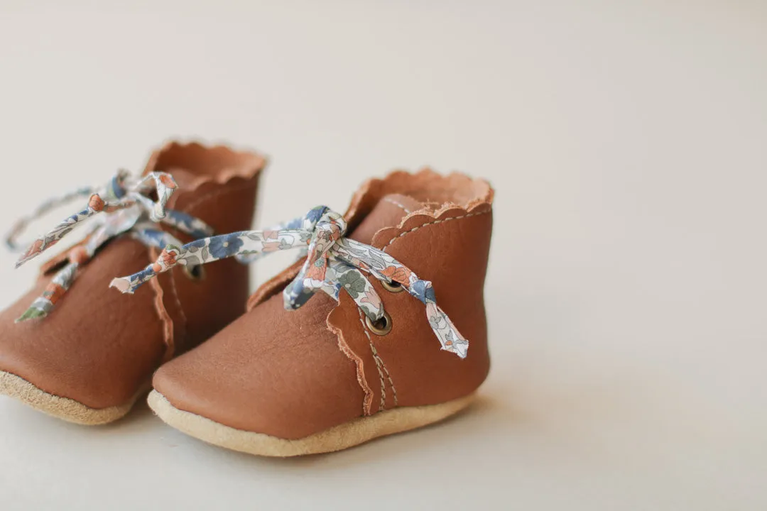 Scalloped Leather Baby Girl Boots in Walnut