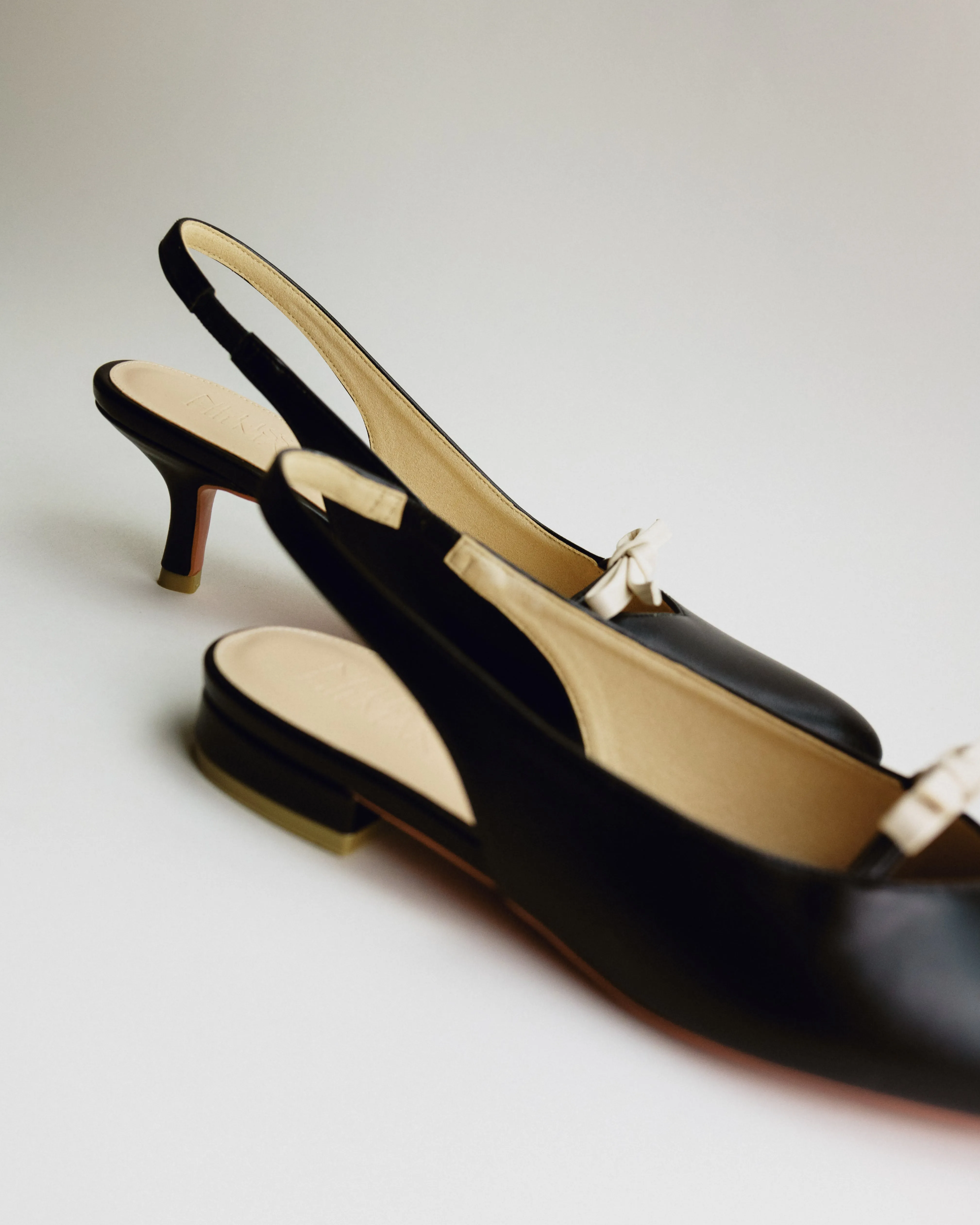 Shae Ribbon Pointy Flat Mules (Black)
